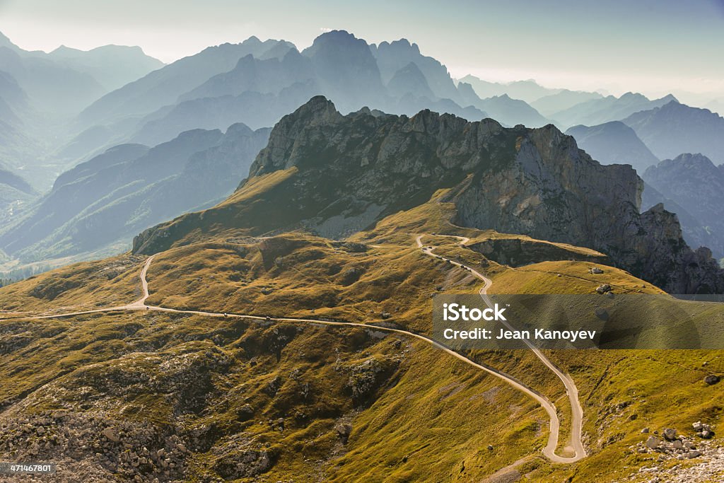 Mangartsko sedlo, Mangart út