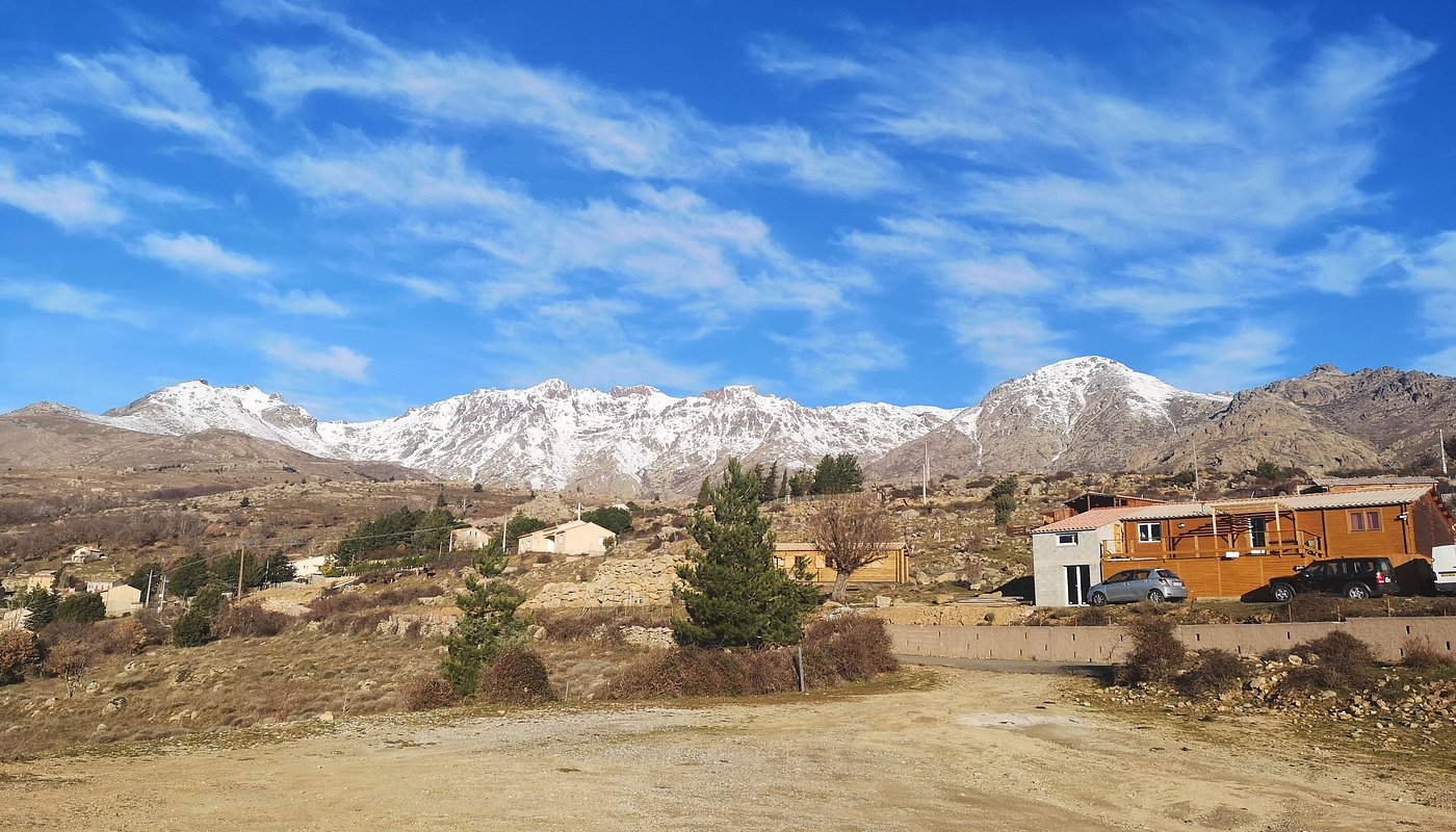 Les Chalets De Lozzi